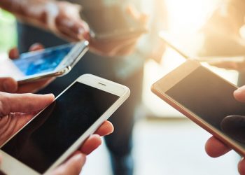 مخاطر الإسلام السياسي على مواقع التواصل الاجتماعي