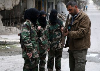 كيف تتعامل الحكومات الغربية مع عودة المقاتلات الأجنبيات إلى بلادهن؟