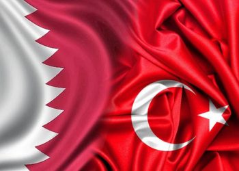 المجرم الشاحب: ٤- قطر تربط مصيرها بدولة لها ماض