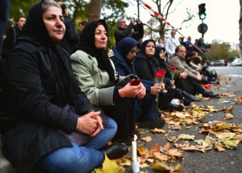 المهاجرون في أوروبا: تحديات الاندماج وعائق الهوية