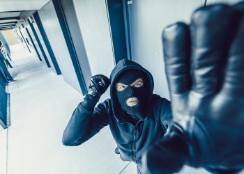 ثقافة الإرهاب: مراحلها لدى الأفراد