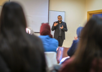 جامعة بيرزيت تستضيف الباحث إبراهيم نمر