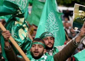 الطب الخرافي.. الإخواني الزنداني عالج الإيدز وأبناؤه يعالجون كورونا!